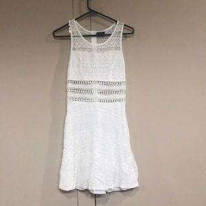 White mid-length dress. Rue 21 - Sz S